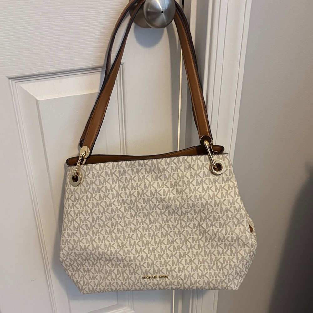 Michael Kors Cream and Tan Shoulder Bag